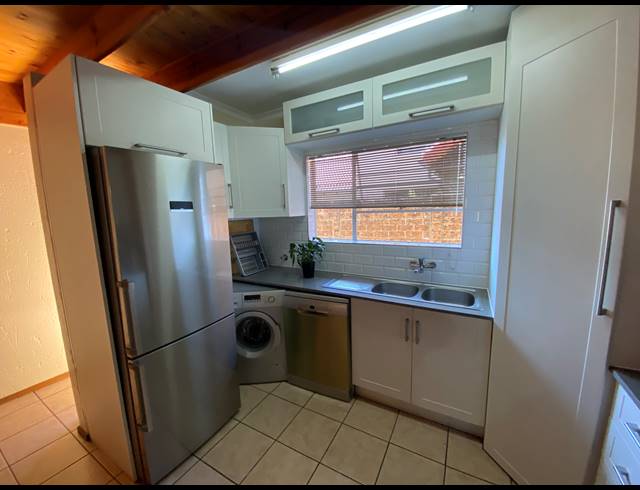 4 BEDROOM FREEHOLD FOR SALE IN RAVENSWOOD